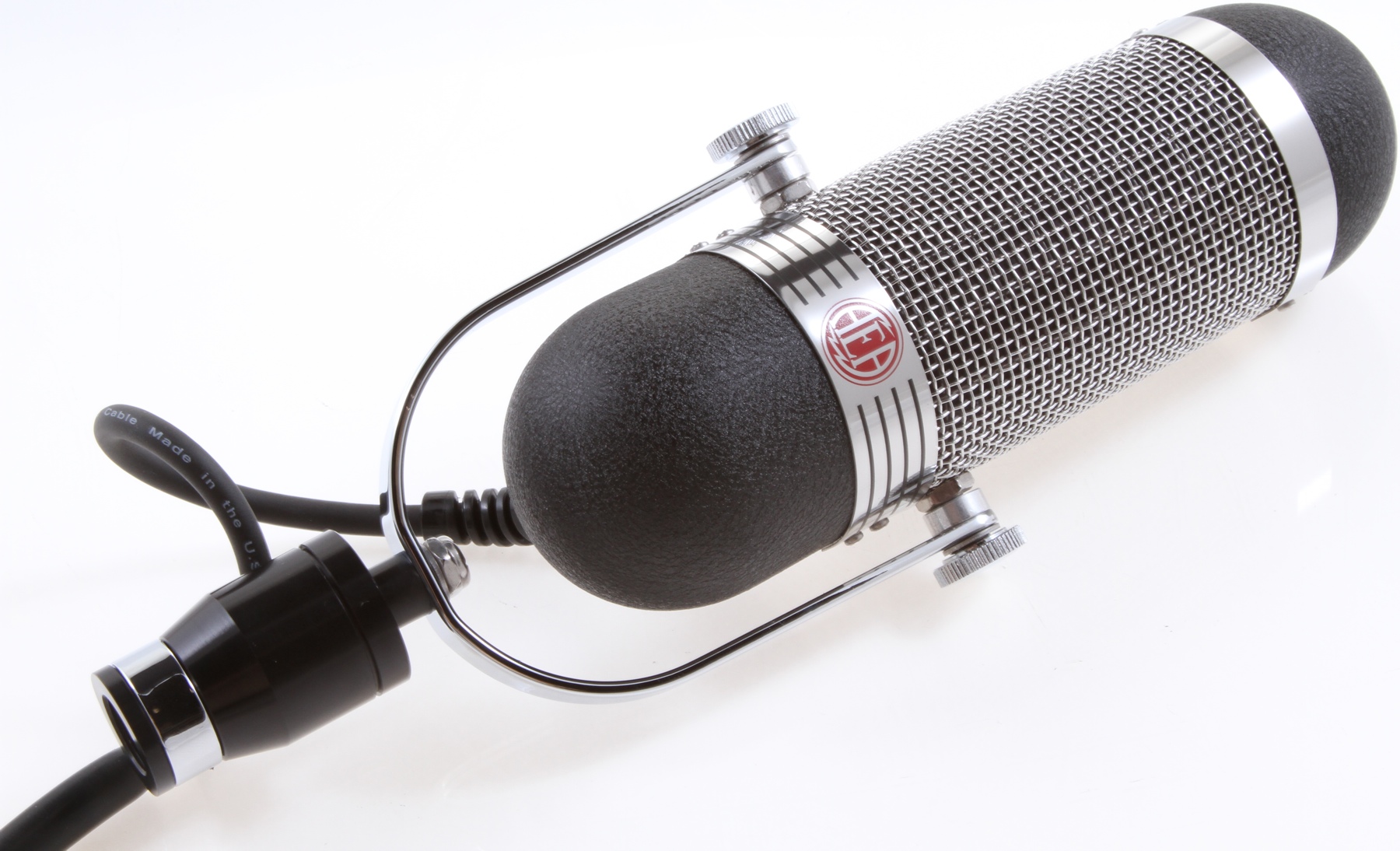 Recording microphone with stand and wire